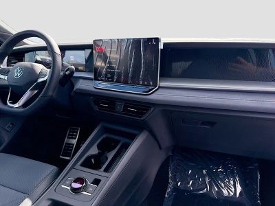 2026 Volkswagen Tiguan — photo 25 view