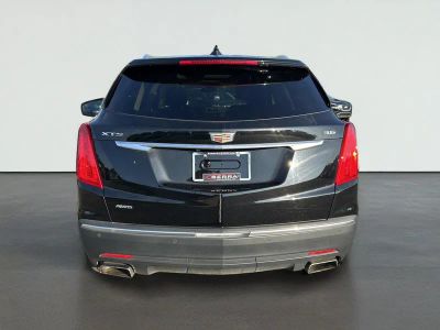 2018 Cadillac XT5 — interior view