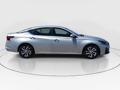 2023 Nissan Altima - Photo 8
