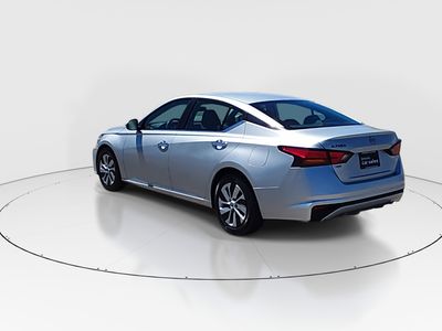 2023 Nissan Altima - Photo 5