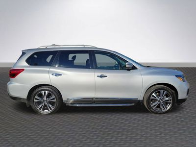 2020 Nissan Pathfinder — interior view