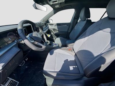 2026 Volkswagen Tiguan — photo 17 view