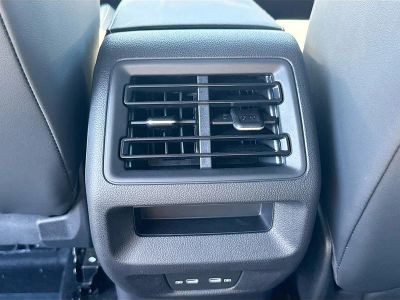 2026 Volkswagen Tiguan — photo 20 view