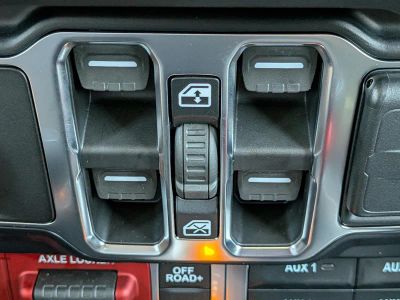 2026 Jeep Gladiator — photo 25 view