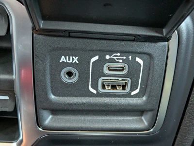 2026 Jeep Gladiator — photo 23 view