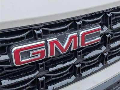 2026 GMC Canyon — detail view