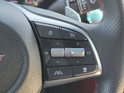 2023 Genesis G70 — photo 26 view