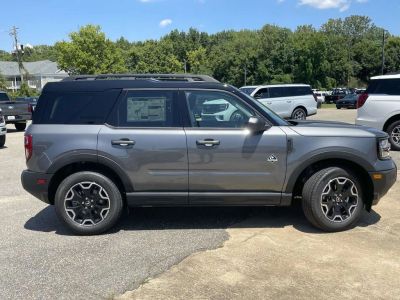 2025 Ford Bronco Sport - Photo 2