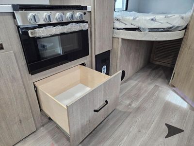 2026 Grand Design Imagine XLS - Photo 24