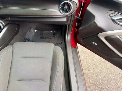 2021 Chevrolet Camaro — photo 16 view