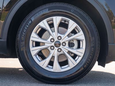 2025 Ford Escape - Photo 8