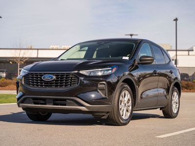 2025 Ford Escape - Photo 2