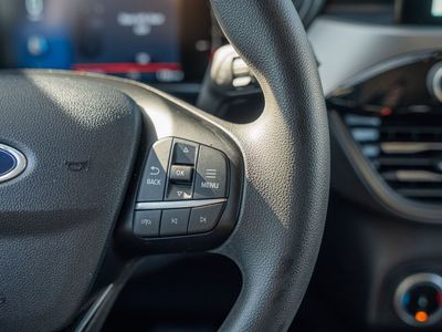 2025 Ford Escape - Photo 29
