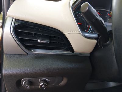 2023 Chevrolet Traverse — photo 13 view
