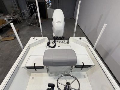 2026 SeaArk Bayrunner 240 T - Photo 10