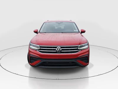 2023 Volkswagen Tiguan - Photo 2