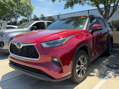 2026 Toyota Highlander - Photo 4