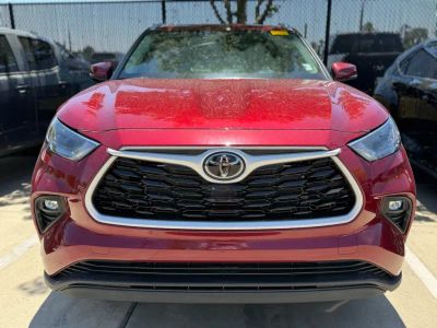 2026 Toyota Highlander - Photo 3