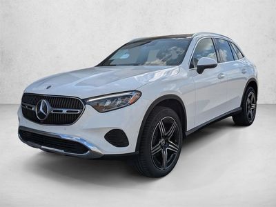 2026 Mercedes-Benz GLC 300 - Photo 3