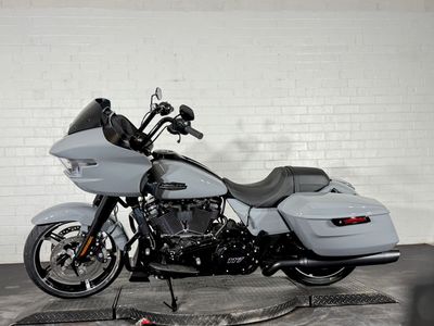 2026 Harley-Davidson Road Glide - Photo 5