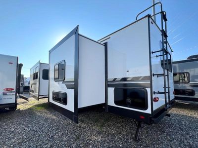 2026 Venture Stratus - Photo 23