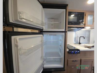 2024 Prime Time RV Avenger LT — photo 30 view