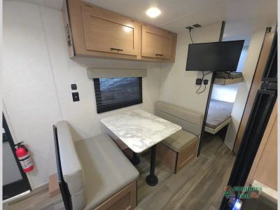 2024 Prime Time RV Avenger LT — photo 32 view