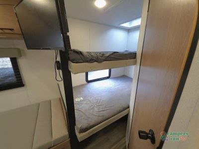2024 Prime Time RV Avenger LT — photo 46 view