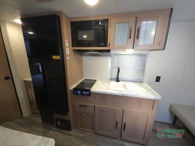 2024 Prime Time RV Avenger LT — photo 19 view
