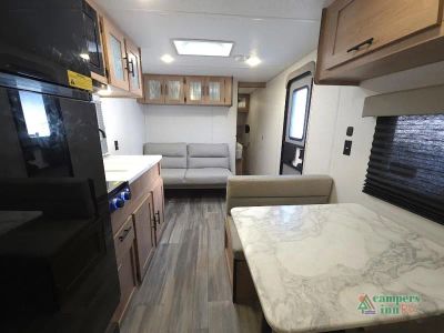 2024 Prime Time RV Avenger LT — photo 18 view