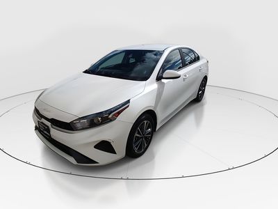 2024 Kia Forte - Photo 3