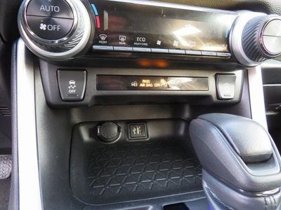 2024 Toyota RAV4 - Photo 25