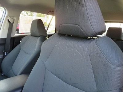 2024 Toyota RAV4 - Photo 16