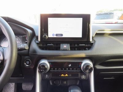 2024 Toyota RAV4 - Photo 24
