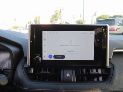 2024 Toyota RAV4 - Photo 28