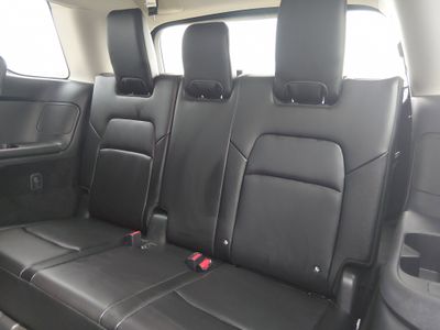 2025 Nissan Pathfinder - Photo 18