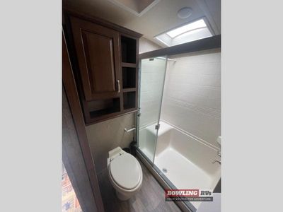 2018 Cedar Creek Silverback 29IK - Photo 24