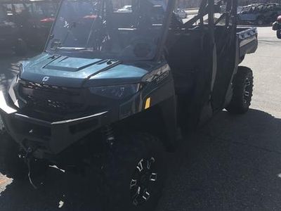 2026 Polaris Ranger Crew XP 1000 Premium Blue Labyrinth — photo 9 view