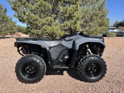 2025 Can-Am® Outlander DPS 700 — front three-quarter view