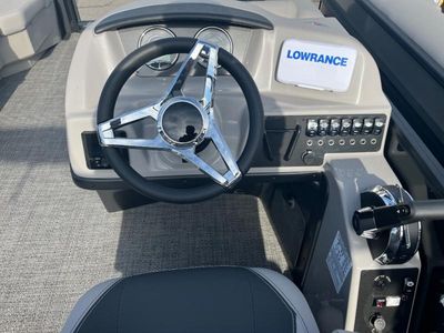 2025 Barletta Boats Aria Quad-Lounge - Photo 10