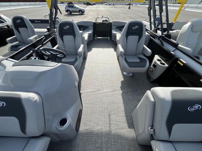 2025 Barletta Boats Aria Quad-Lounge - Photo 7