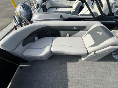 2025 Barletta Boats Aria Quad-Lounge - Photo 12