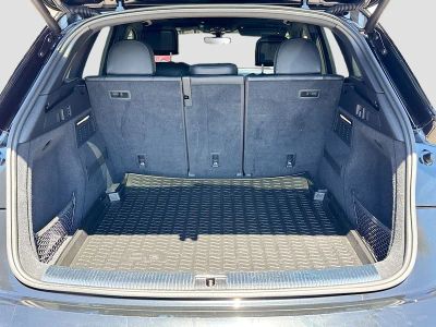 2019 Audi SQ5 — photo 11 view