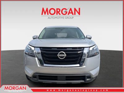 2025 Nissan Pathfinder — photo 8 view