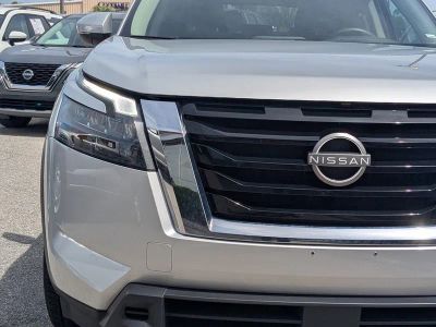 2025 Nissan Pathfinder — photo 10 view
