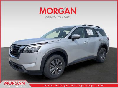 2025 Nissan Pathfinder — photo 7 view
