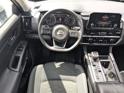 2025 Nissan Pathfinder — photo 16 view