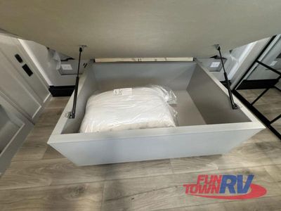 2026 Brinkley Model Z - Photo 41