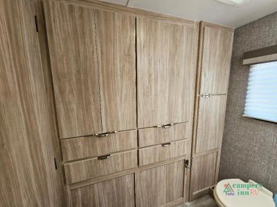 2022 Winnebago Minnie — photo 41 view