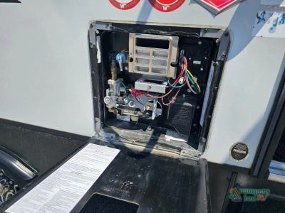 2022 Winnebago Minnie — photo 49 view
